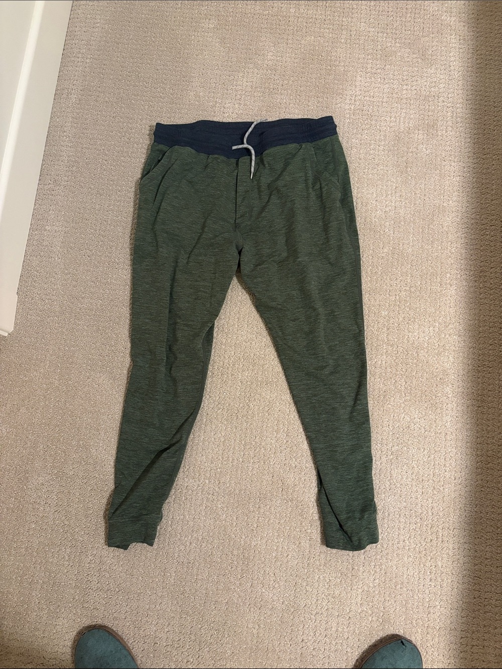 Marine Layer sport joggers size XL